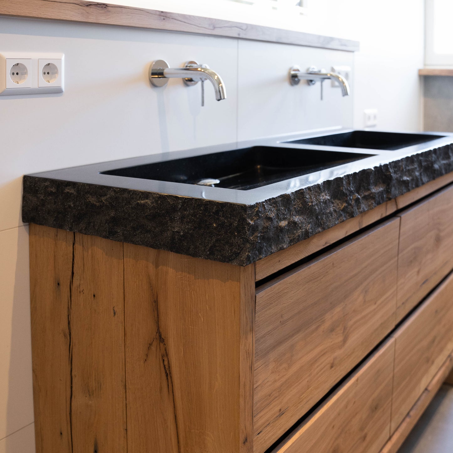 badmeubel-tholen-oud-eiken-verkerke Living
