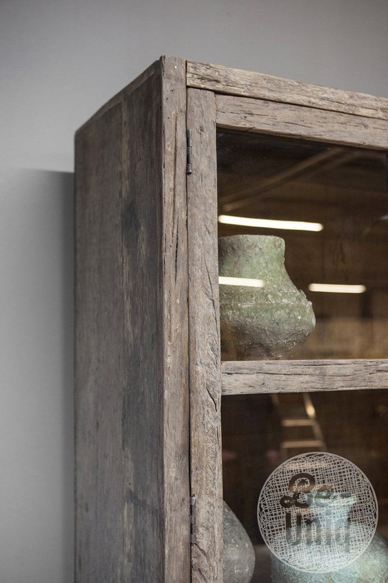 Vitrinekast oud hout Miami