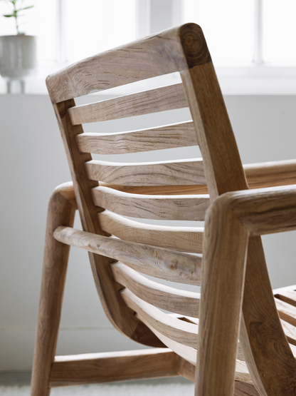 Must Living Fauteuil Ray | Houten Tuinmeubels close up achter