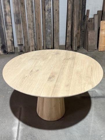 Ronde Eiken Eettafel met Middenpoot | Massief Eiken | Verkerke Living