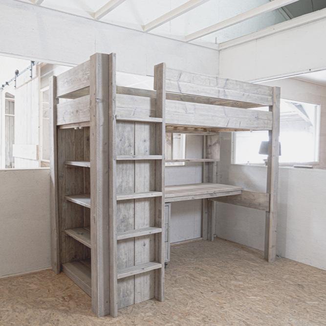 Hoogslaper steigerhout met bureau en kast – Lars