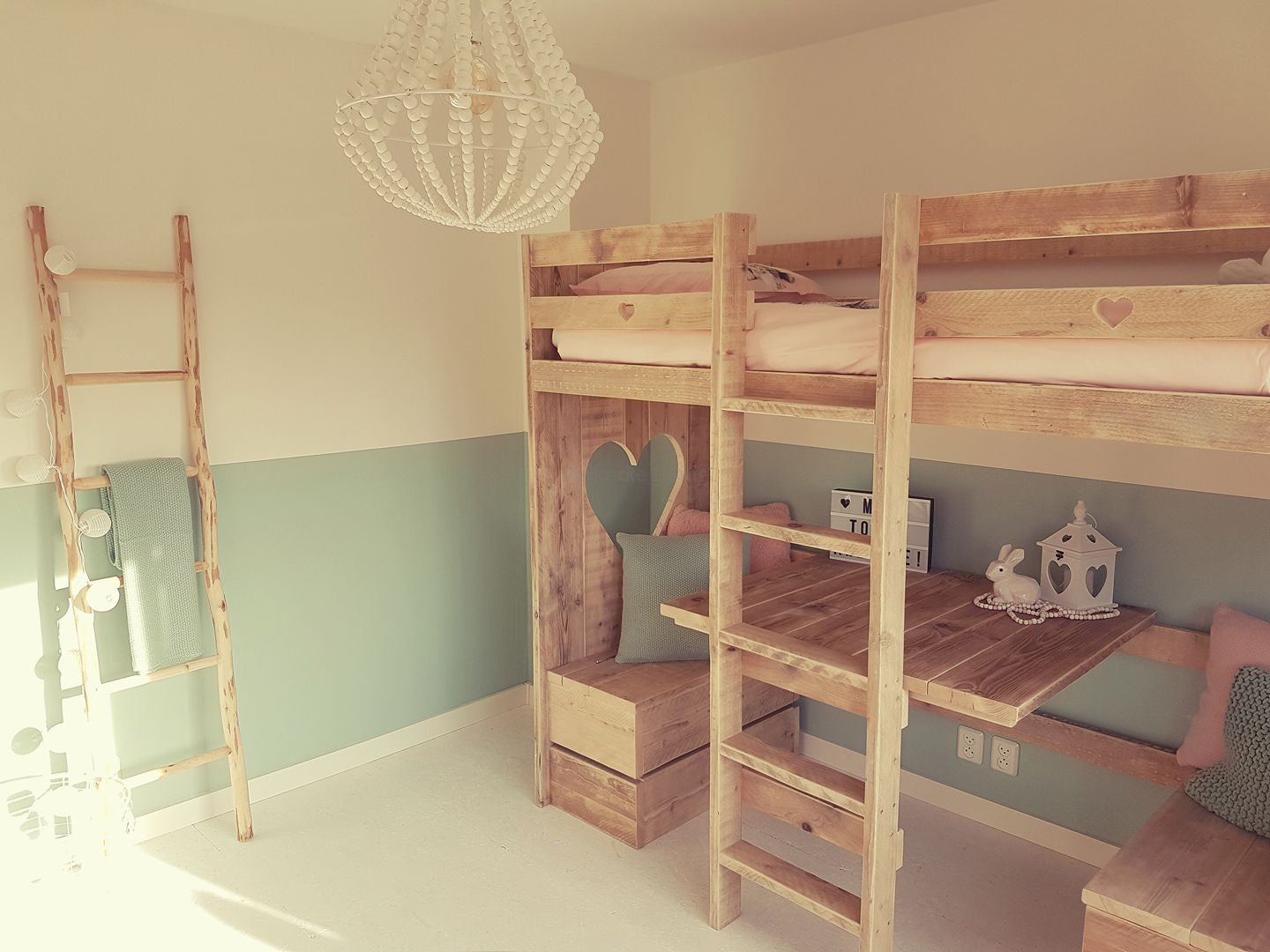 Steigerhouten hoogslaper met zitje | Verkerke Living